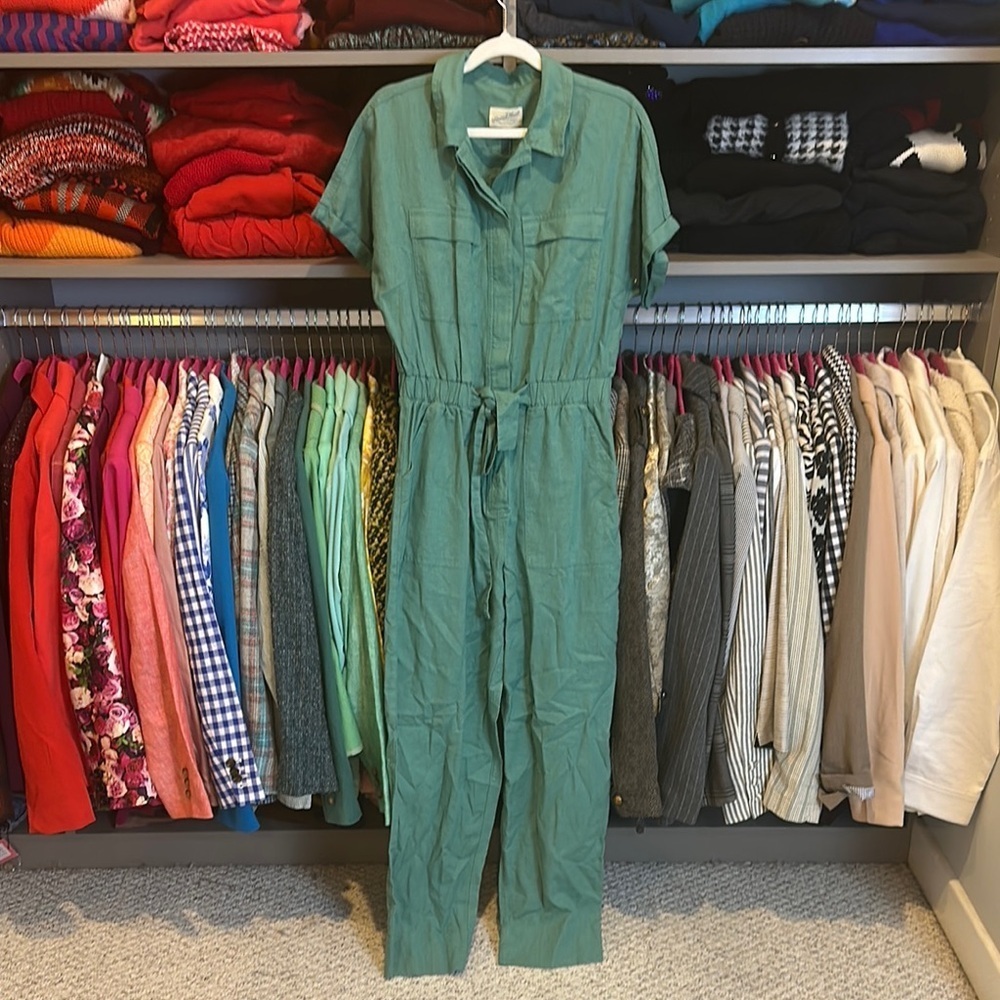 Universal Threads green short roll sleeve 6 pocket cinch waist jumpsuit 2 NWT